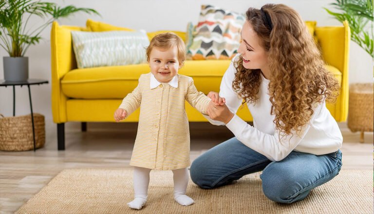 ¡Los Primeros Pasos del Pequeño! 10 Divertidos Ejercicios para Ayudarle a Caminar